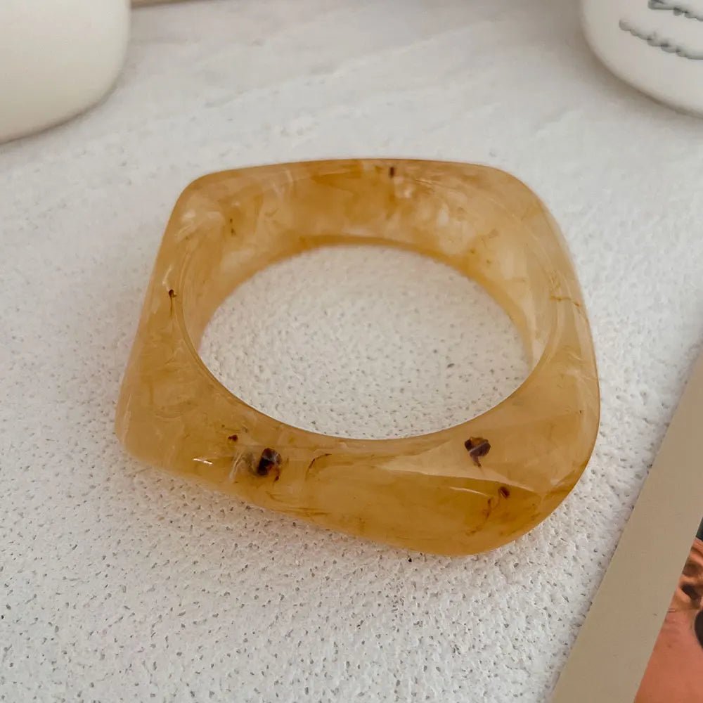 ZEYA - Araceli Bangle Bracelet - Vintage Chunky Resin Acrylic for Women