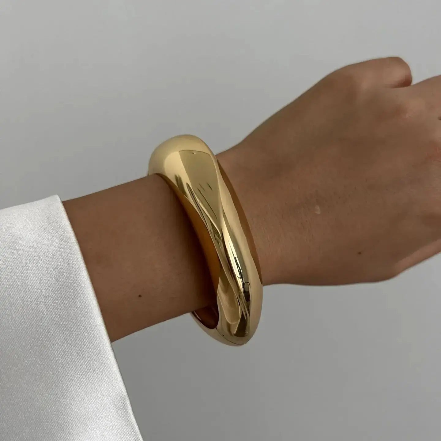 ZEYA - Avenlee Metal Cuff Bangles - Geometric Hip Hop Bracelets for Women