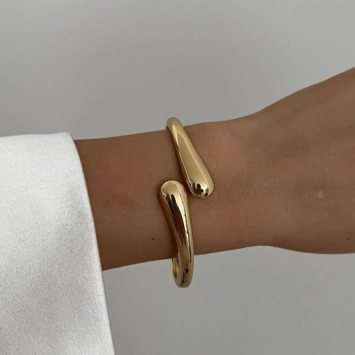 ZEYA - Avenlee Metal Cuff Bangles - Geometric Hip Hop Bracelets for Women