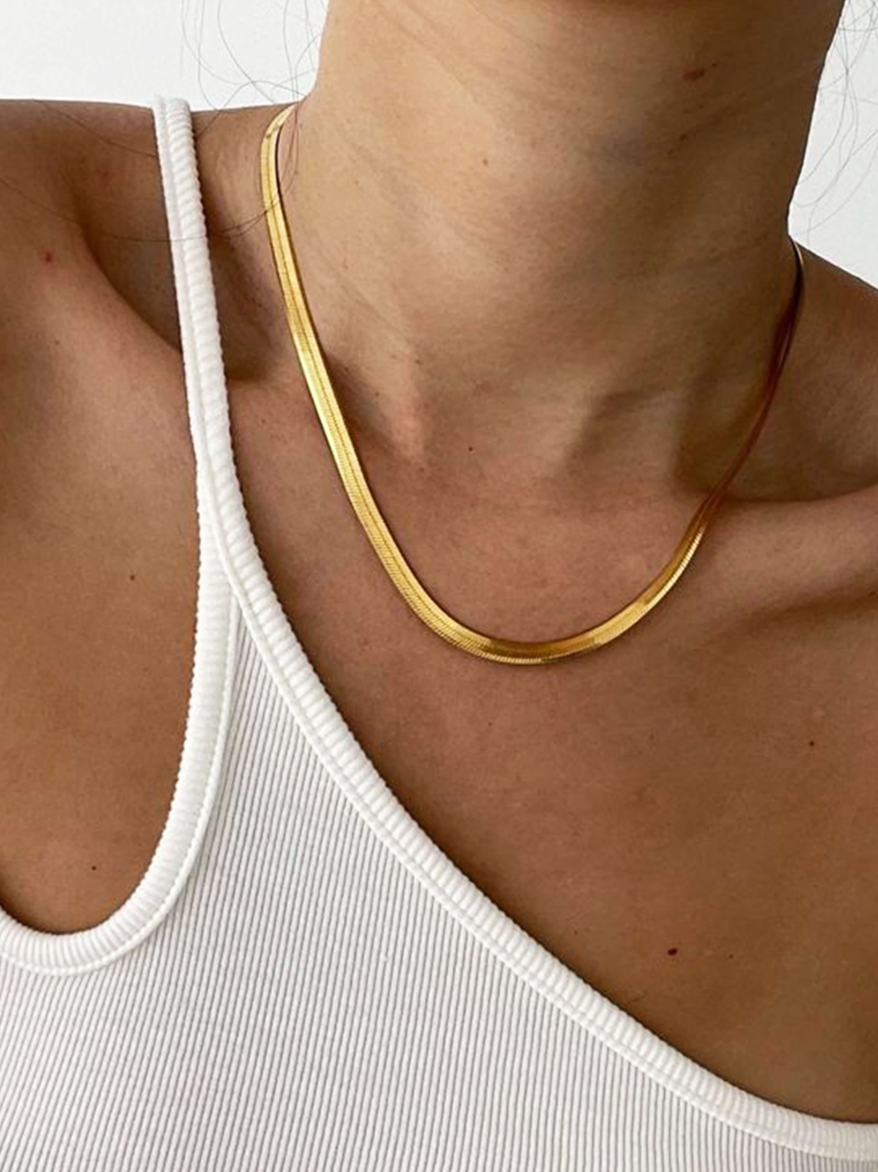 Sleek Necklace Jewelry