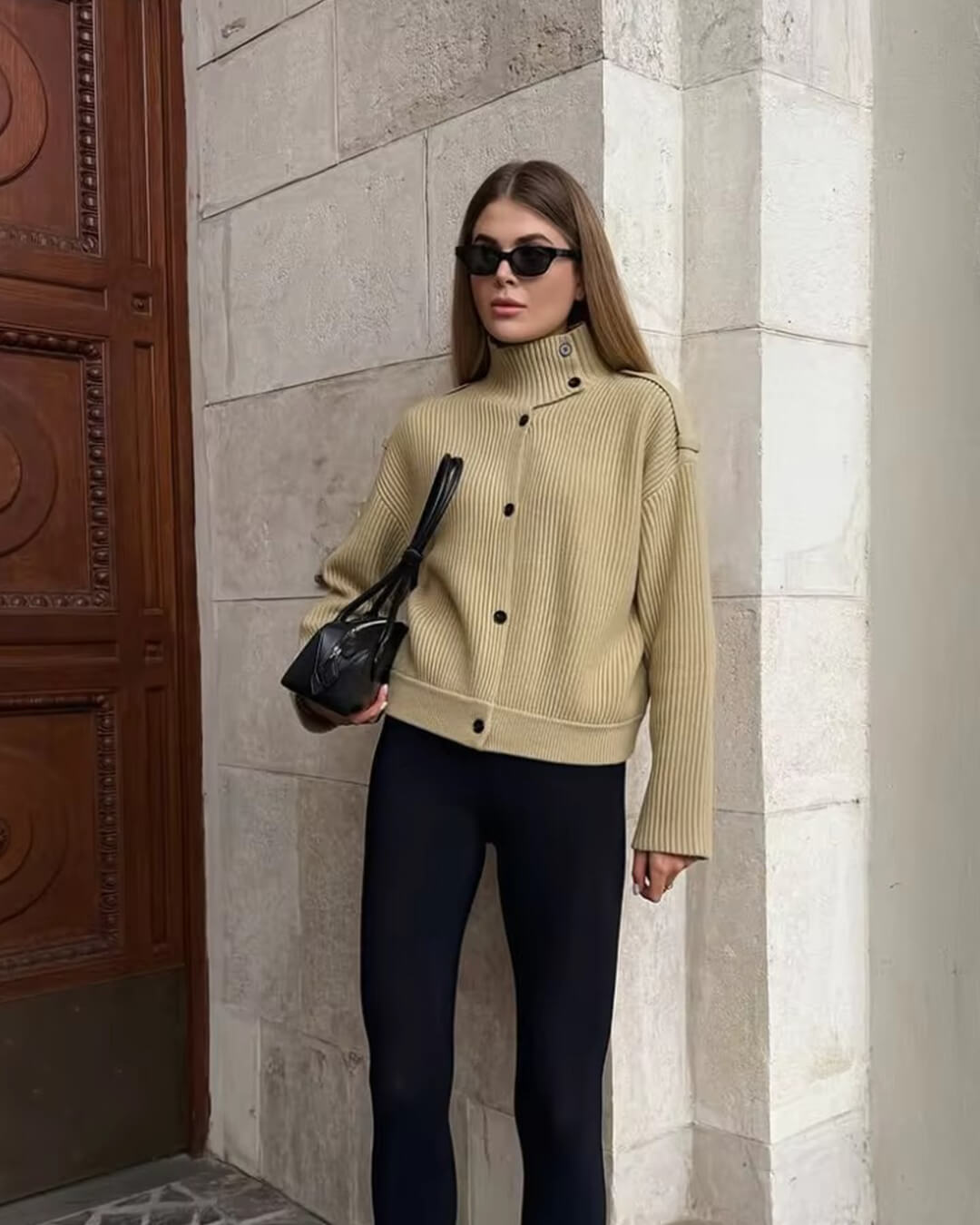 Cardigan tricotat cu guler înalt Victoria